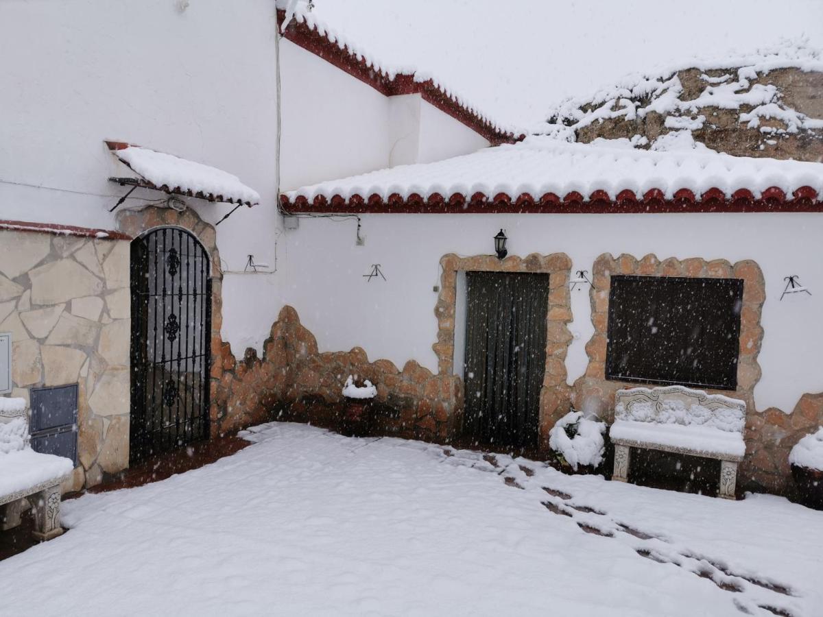 Cuevas de María Guadix Exterior foto